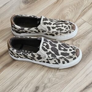 Roper Slip-On Loafers Womens Shoes Animal Print Brown& Cream  Size 8